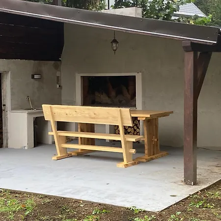 Dzelalija Casa vacanze *